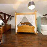 & Wellness Hejtmanka Отель Млада-Болеслав